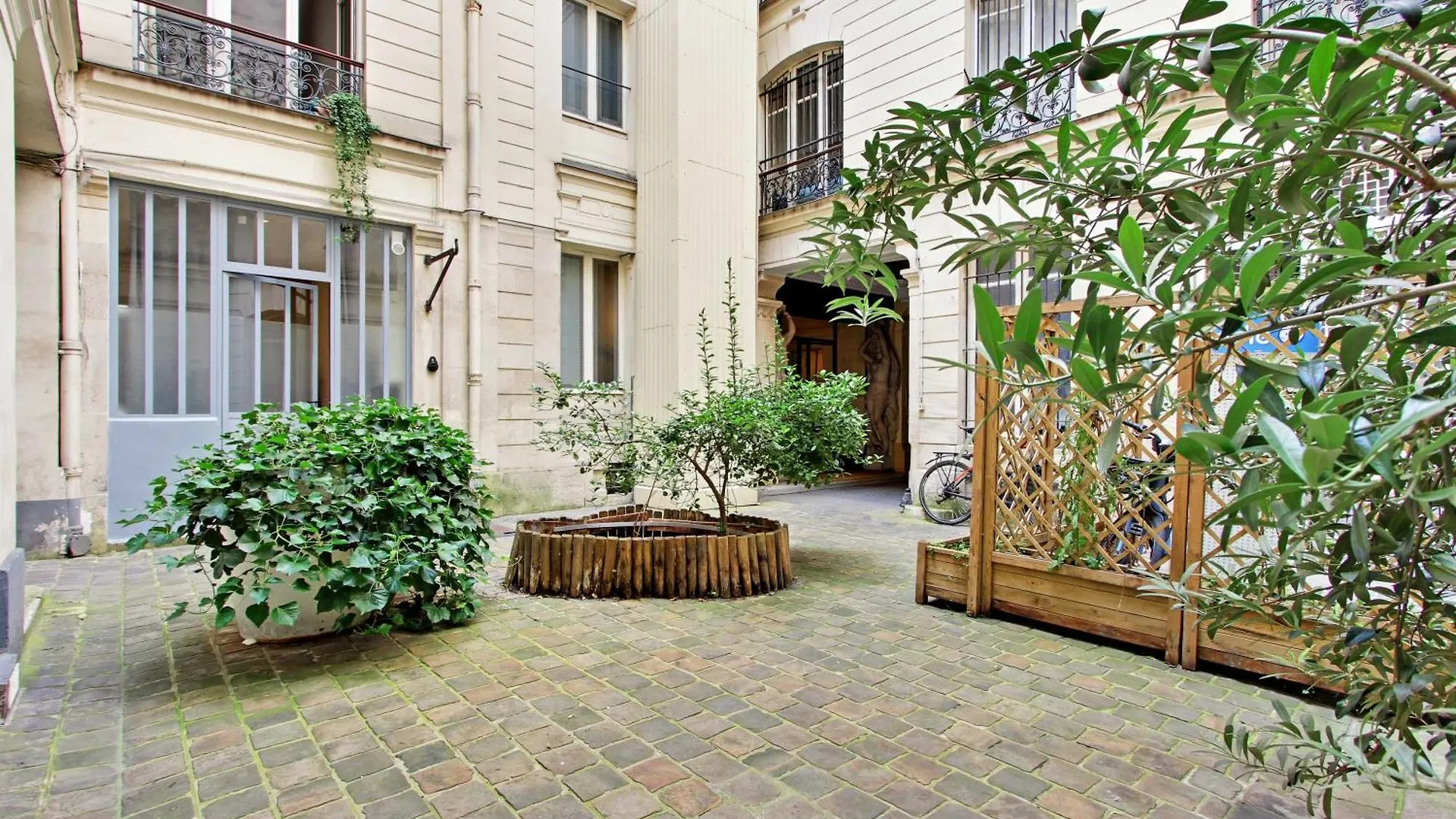 Charmant Studio Au Coeur De La Vie Parisienne Frankrike