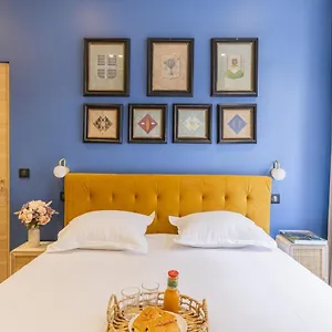 Amazing - 2br-6p - Gare Du Nord Apartment