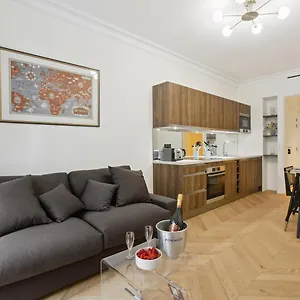 270 Haute - Superb In Paris. Apartment